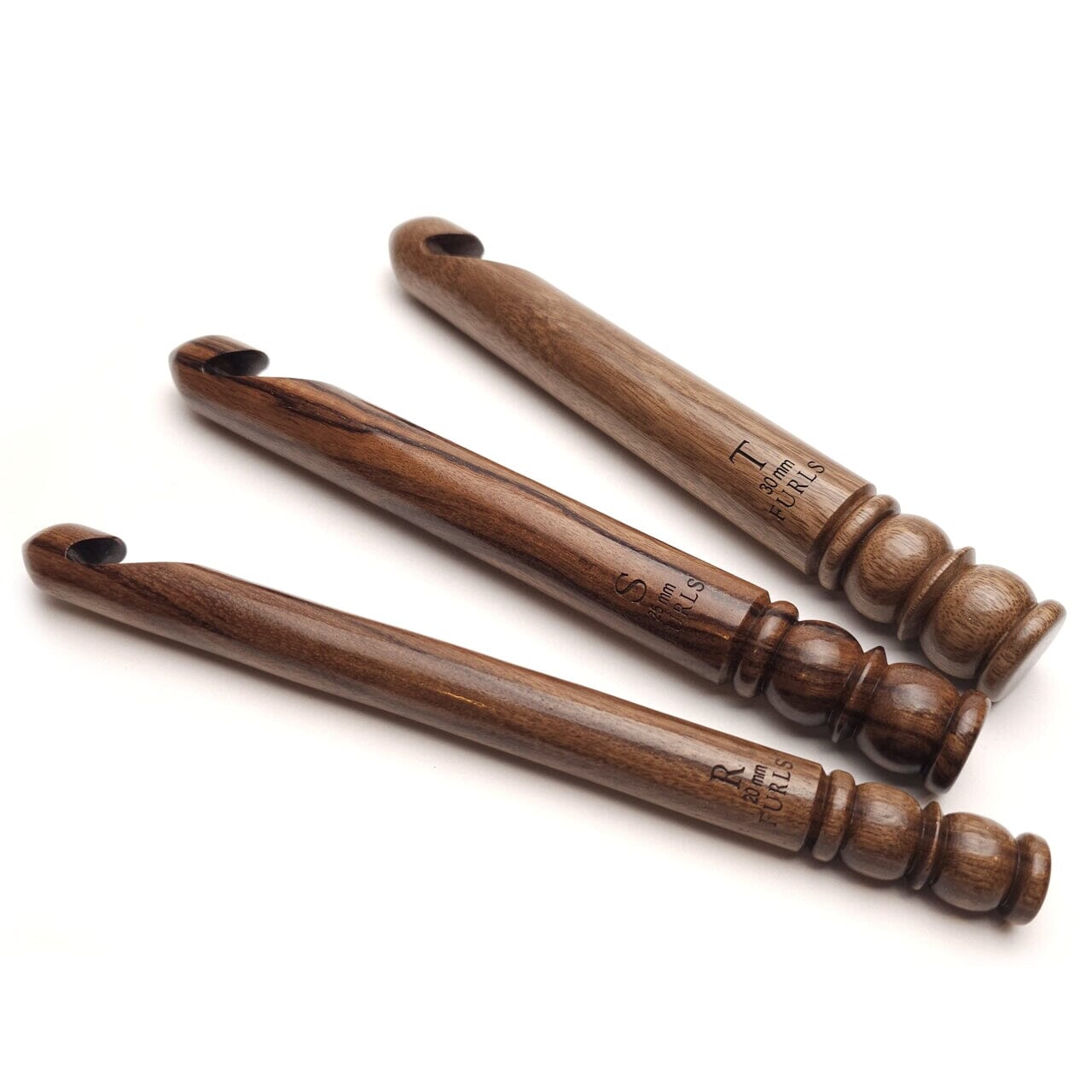 Jumbo Laurel Wood Crochet Hook Jumbo Crochet Hook FurlsCrochet Laurel 20.00mm (R)