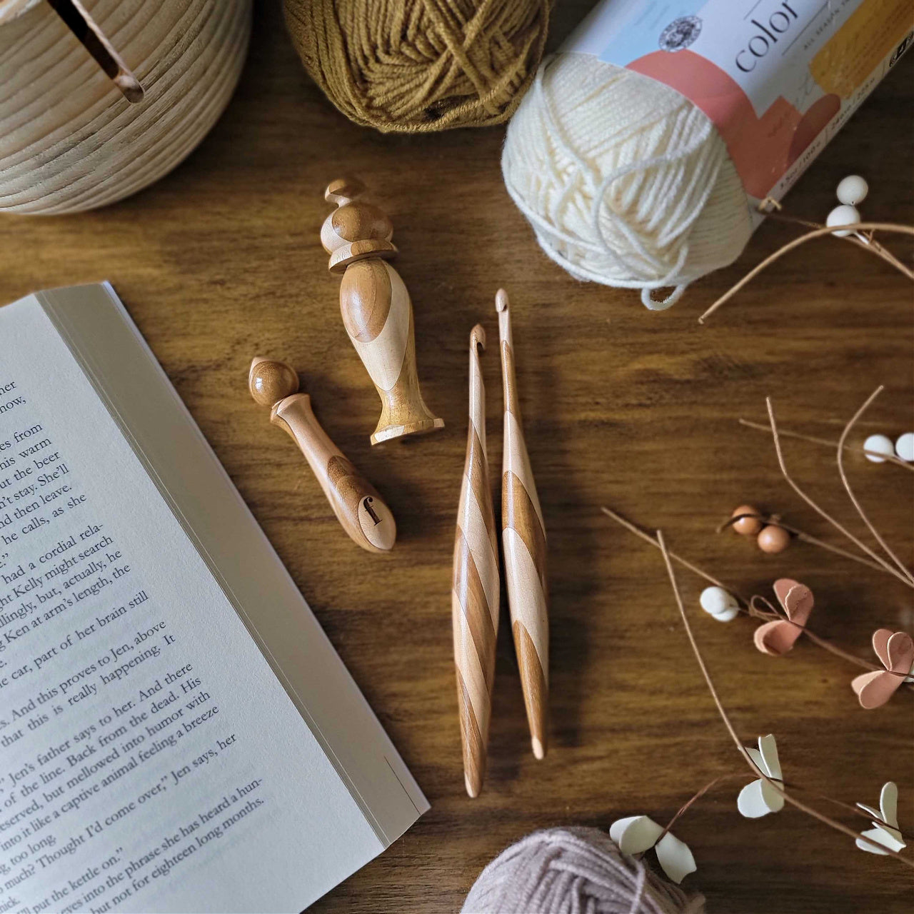 Special Edition Carousel Streamline Crochet Hook FurlsCrochet