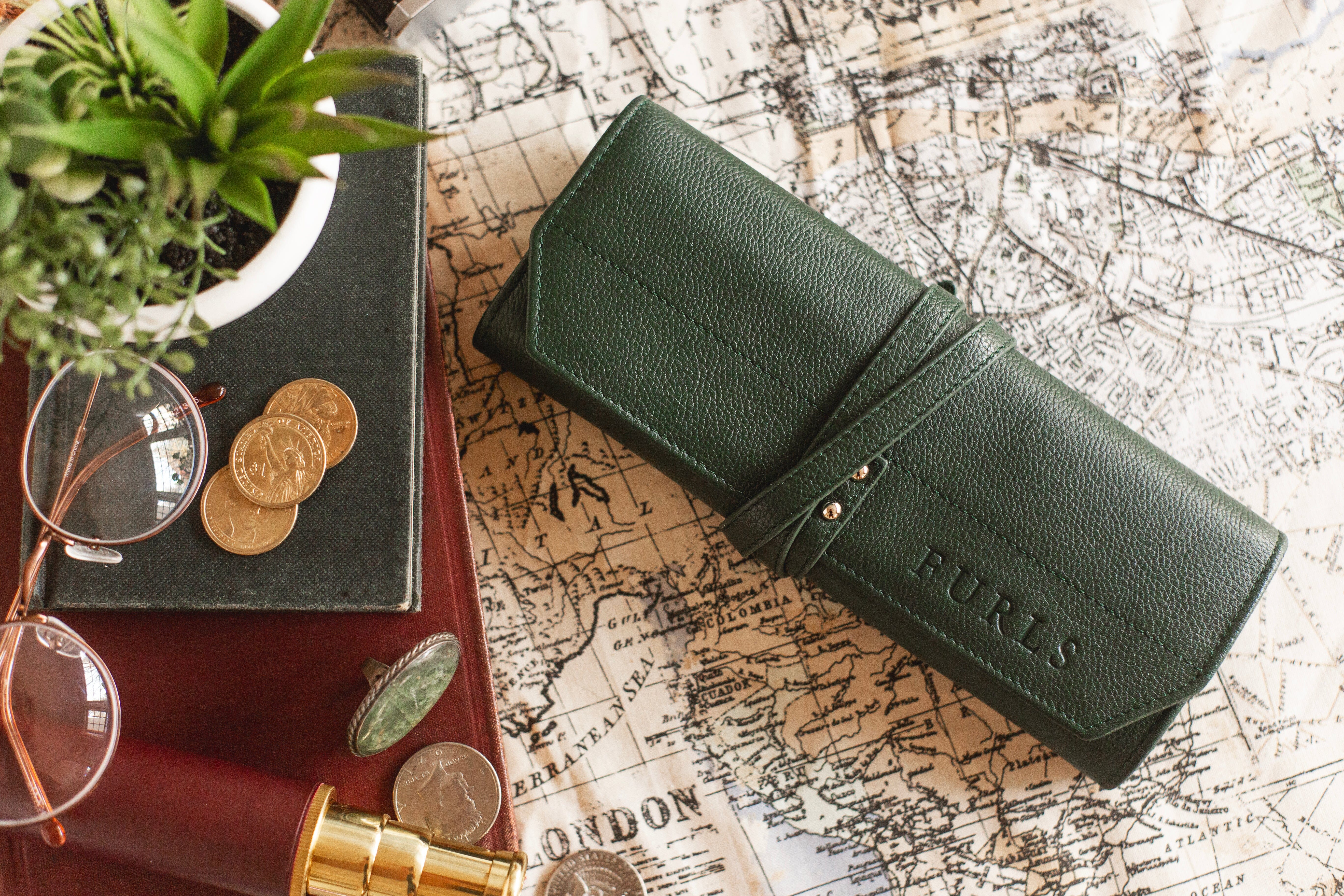 Venture Leather Travel Roll – Crochet Hook Organizer Leather Accessories FurlsCrochet Evergreen 