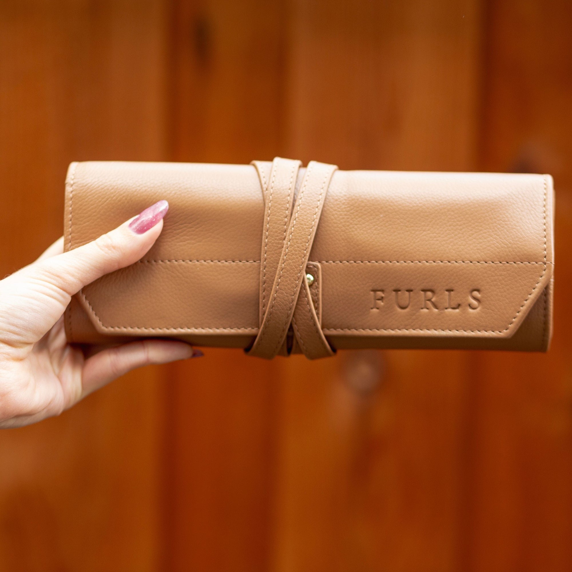 Venture Leather Travel Roll – Crochet Hook Organizer Travel Accessories FurlsCrochet 